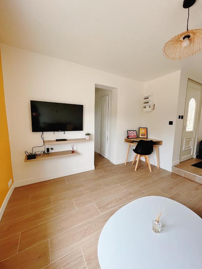 Happy House Apartment Torcenay Екстериор снимка